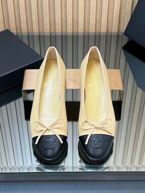 Chanel Two‑Tone CC Bow Ballet Flats